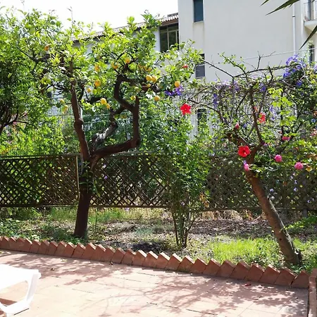 Carmelas Taormina
